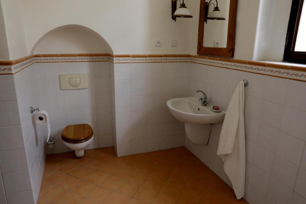 Nepomuk Historicke Apartmany Zelenohorska Posta מראה חיצוני תמונה